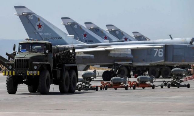 روسيا ترسل تعزيزات عسكرية إى قاعدة حميميم بسوريا