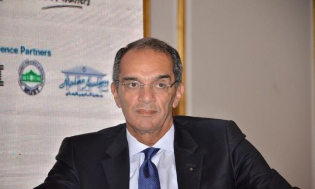 وزير الاتصالات يشارك  في أعمال الدورة الثانية لمنتدى باريس للسلام