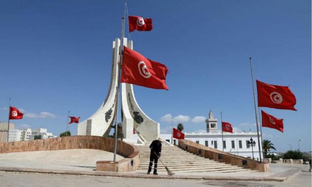 ياسر بركات يكتب عن: الموجز توقعت السيناريو كاملا تونس في قبضة الإخوان!