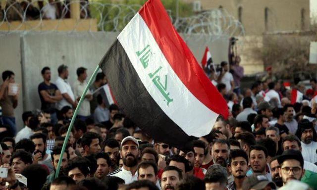 إعلان فرض حظر التجوال بالنجف العراقية عقب اقتحام وحرق القنصلية الإيرانية
