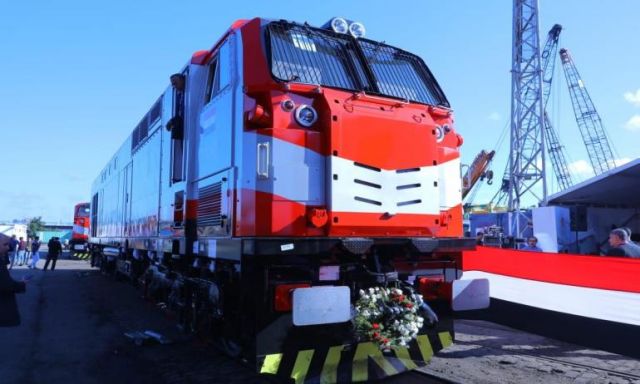 وزير النقل: 60 قطارا جديدا ستدخل الخدمة فى 30 يونيو