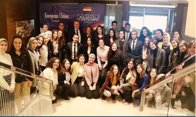 وفد الاتحاد الأوروبي في مصر يستضيف طلاب كلية الحقوق بالجامعة الألمانية بالقاهرة