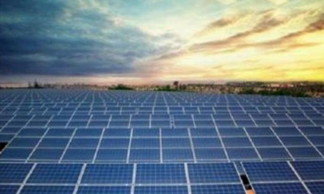 تفاصيل جولة رئيس السنغال و”مدبولى” و”شاكر” داخل أكبر مجمع لمحطات الطاقة الشمسية بالعالم