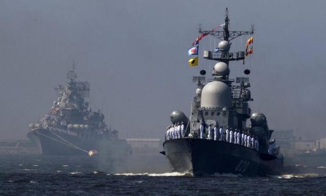 انطلاق مناورات بحرية بين روسيا والصين وإيران فى المحيط الهندى