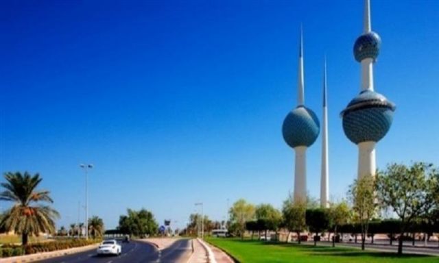 وزير الدفاع الكويتي يتوجه للسعودية لتفقد قواته في عملية ”إعادة الأمل”