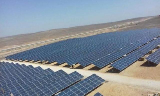 مشروع بنبان للطاقة الشمسية يحصد جائزة التميز الحكومي في دورته الأولى