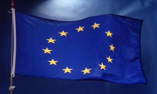الاتحاد الأوروبي يطالب بتحقيق مستقل في حادث تحطم الطائرة الأوكرانية