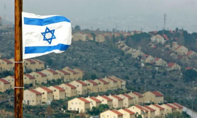 وزير الاقتصاد الإسرائيلي: سنواصل البناء الاستيطاني في الضفة الغربية