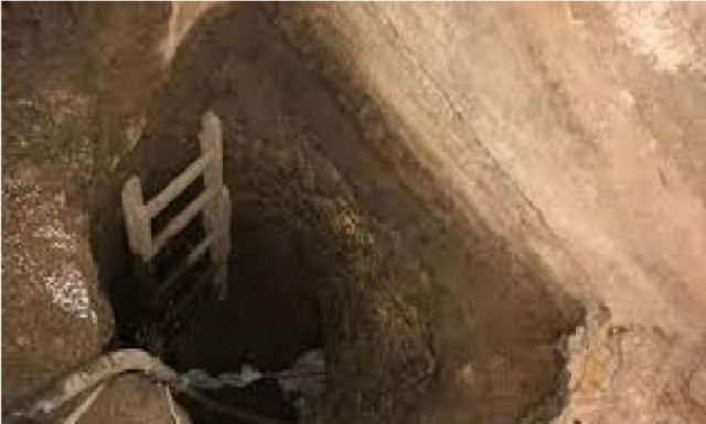 ضبط عامل بسوهاج لقيامه بأعمال حفر بقصد التنقيب عن الآثار .. يقود رجال الأمن إلى كشف معبد أثرى