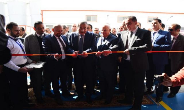 وزير التموين ومحافظ بورسعيد يفتتحان المرحلة الاولي من مصنع انتاج وتعبئة الزيوت ببورسعيد