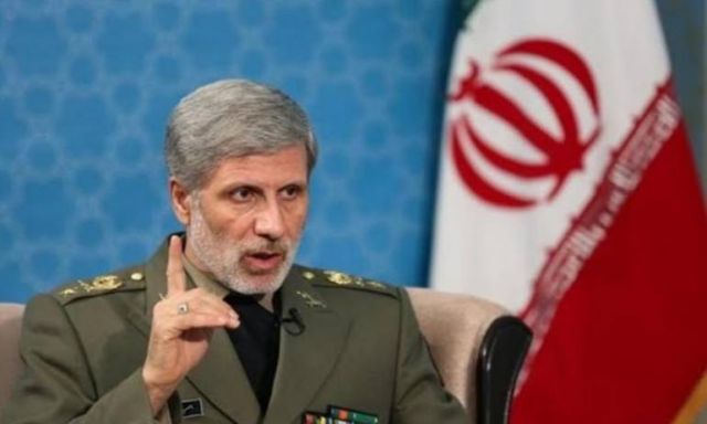 وزير الدفاع الإيراني: الضربة الصاروخية ضد العراق حطمت هيبة أمريكا