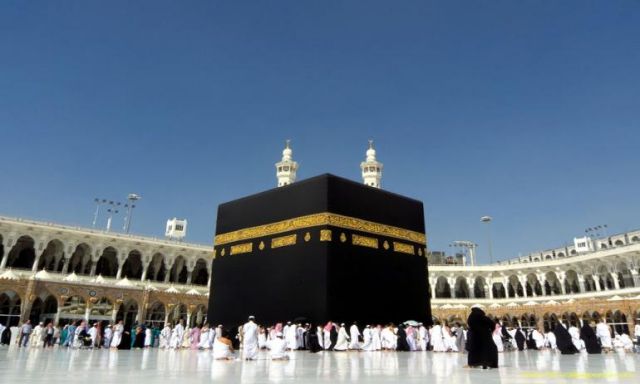 بعد إلغاء العمرة.. السعودية تكشف عن إجراءات جديدة في المسجد الحرام لتجنب كورونا