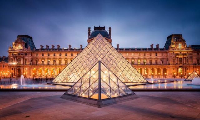 بسبب المخاوف من فيروس كورونا..متحف اللوفر فى باريس يُغلق أبوابه
