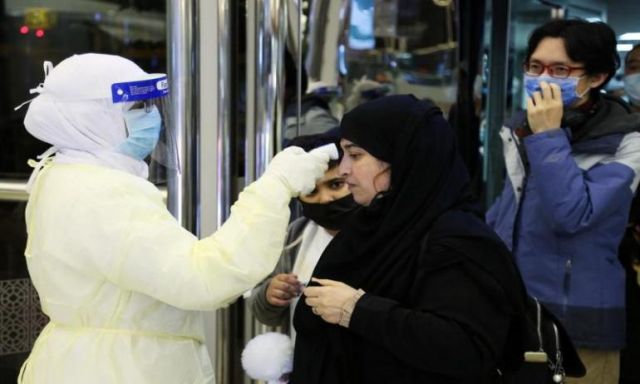 بعد تسجيل 50 حالة جديدة..«السعودية » تقرر تطبيق الحجر المنزلي لجميع العمالة الوافدة