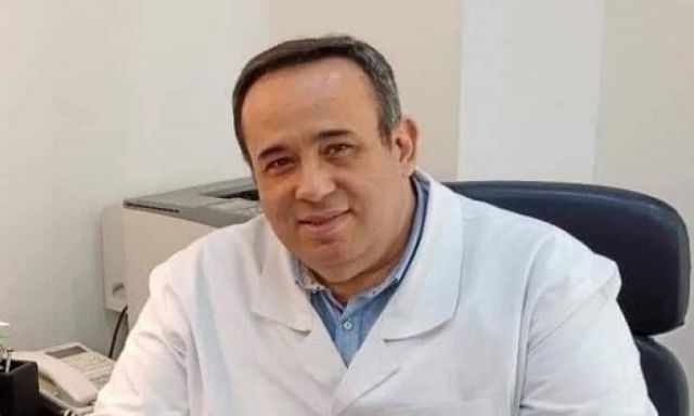 ننشر وصية أحمد اللواح أول طبيب مصرى متوفى بفيروس كورونا