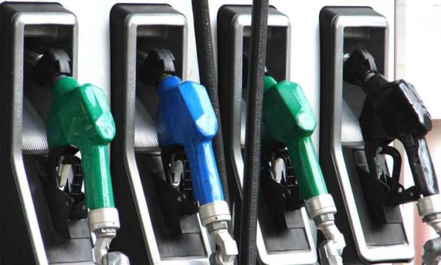 رسميا .. أرامكو السعودية تثبت أسعار البنزين لشهر نوفمبر