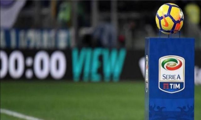 رئيس الاتحاد الإيطالي لكرة القدم يرفض تعنت الحكومة ضد عودة أنشطة كرة القدم مجددا