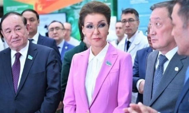 إقالة ابنة رئيس كازاخستان السابق من رئاسة مجلس الشيوخ