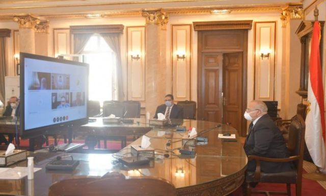 رئيس جامعة القاهرة: اعتماد 5 مليون جنيه لتمويل 8 مشروعات بحثية ومعملية بالجامعة لمكافحة كورونا