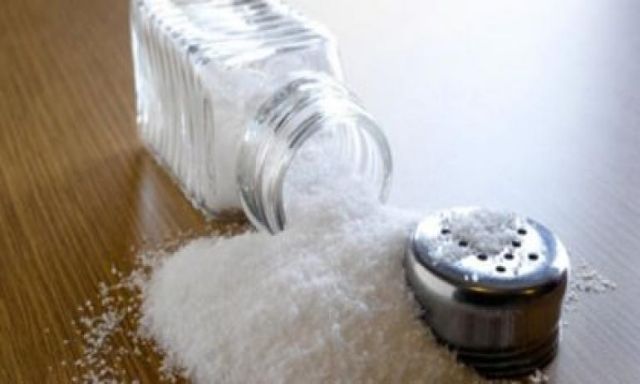 الإفراط فى استعمال الملح يؤدى إلى السمنة وارتفاع ضغط الدم.