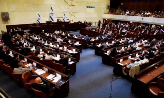 الكنيست يصادق على تنصيب الحكومة الإسرائيلية الجديدة