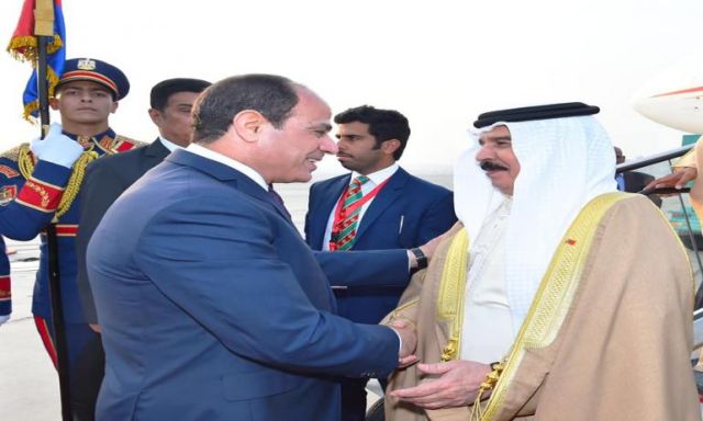 السيسي يهنئ ملك البحرين بعيد الفطر المبارك