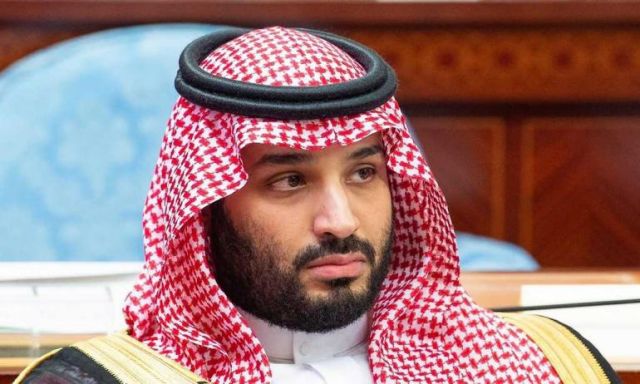 محمد بن سلمان يهنئ الجنود السعوديين بعيد الفطر المبارك