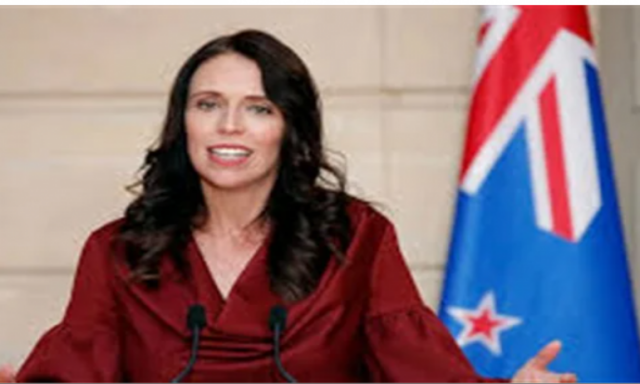 بشرى سارة.. رئيسة وزراء نيوزلندا تحتفل بالقضاء على كورونا