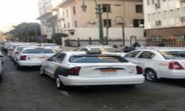 إضراب سائقى التاكسى فى القاهرة الكبرى