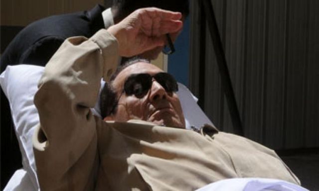 رئيس جنايات القاهرة : إحالة قضية قتل المتظاهرين إلى الاستئناف لاستشعار المحكمة الحرج