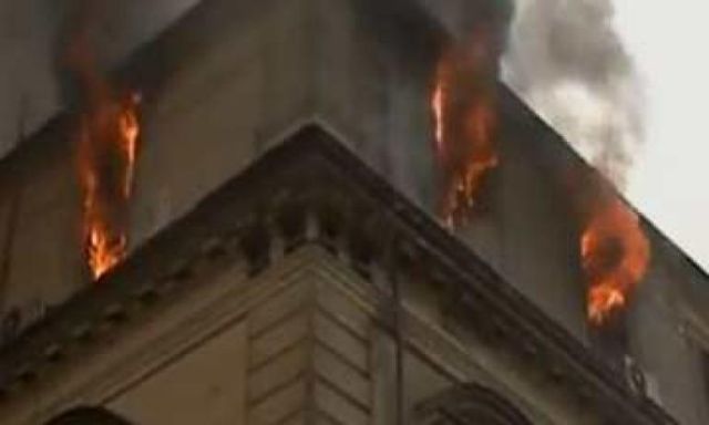 السيطرة على حريق هائل بمحكمة الأسرة بمصر الجديدة