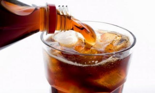 دراسة أوروبية: المشروبات الغازية تفاقم متاعب مرضى السكري