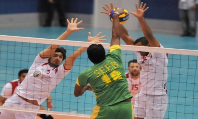 في بطولة أندية أبطال الخليج لكرة الطائرة الهلال السعودي يبقى في الصدارة رغم الهزيمة