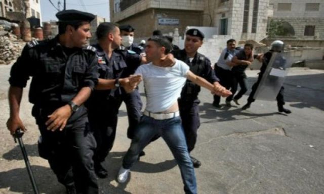 حركة حماس: السلطة تعتقل 3 من أنصارنا بالضفة