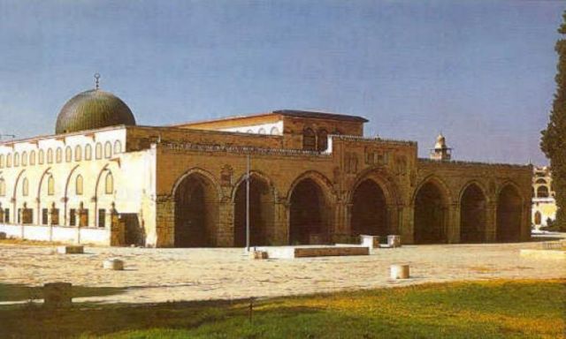 إغلاق المسجد الأقصى أمام الزوار والسياح