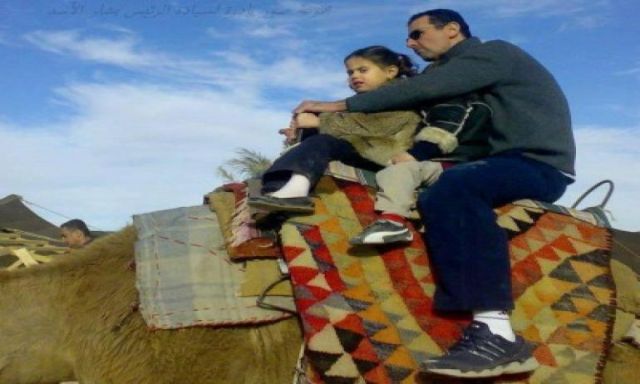مؤيدو بشار الأسد ينشرون صورة نادرة له على ”الفيس بوك”