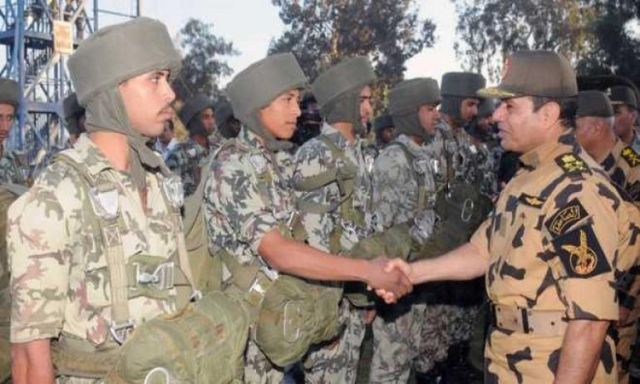 مفاجأة| ”مرسى” عرض وزارة الدفاع على قيادى بالجيش خلفاً للسيسى.. و”الجنرال” رفض بقوة