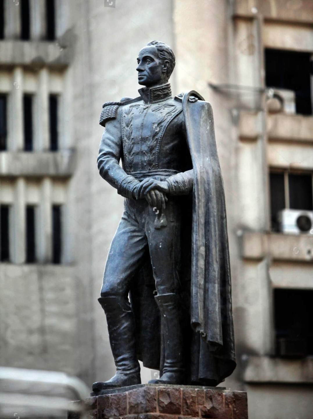 سرقة سيف تمثال سيمون بوليفار