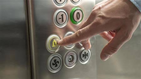 نصائح ضرورية عند انقطاع التيار الكهربائي داخل المصعد
